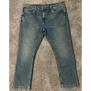 Urban Indigo Men's Straight Jeans Light Wash Blue Denim 5-Pocket Solid